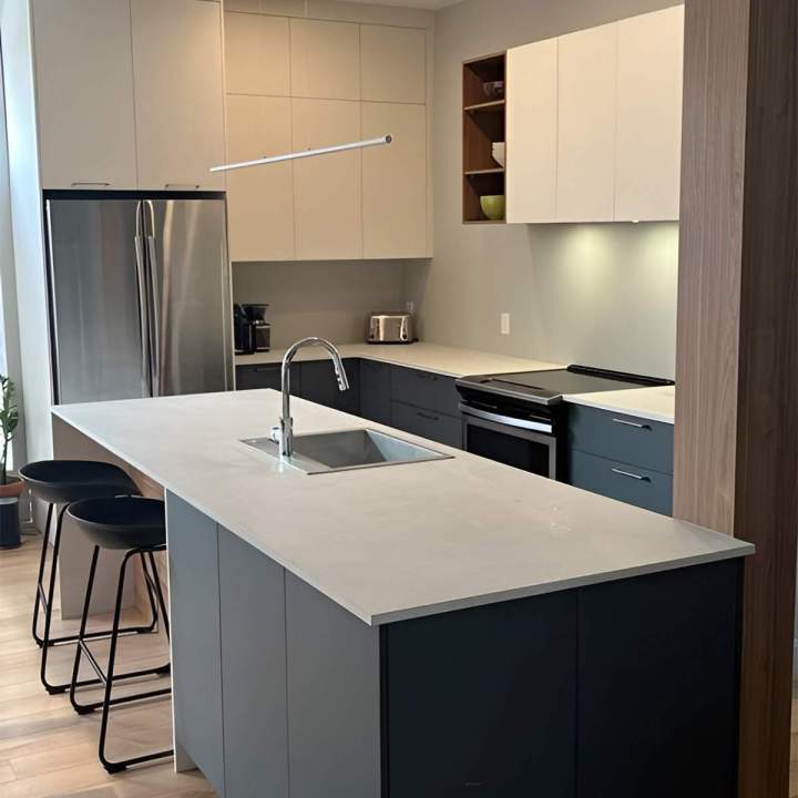 Armoire de cuisine fabriquée par votre ébéniste à Drummondville